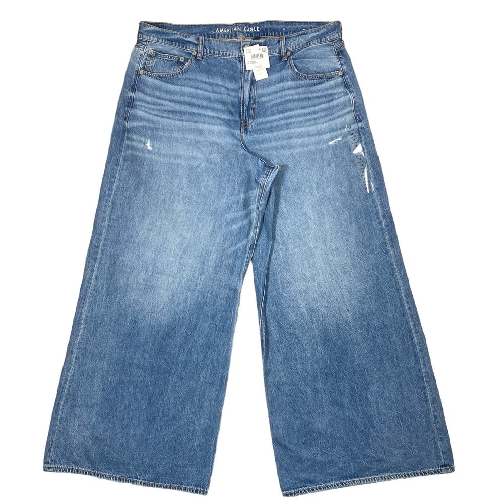 New With Tags - American Eagle, size 18, light blue denim